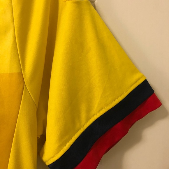 Adidas Colombia (home) youth soccer jersey, XXL - Picture 3 of 9